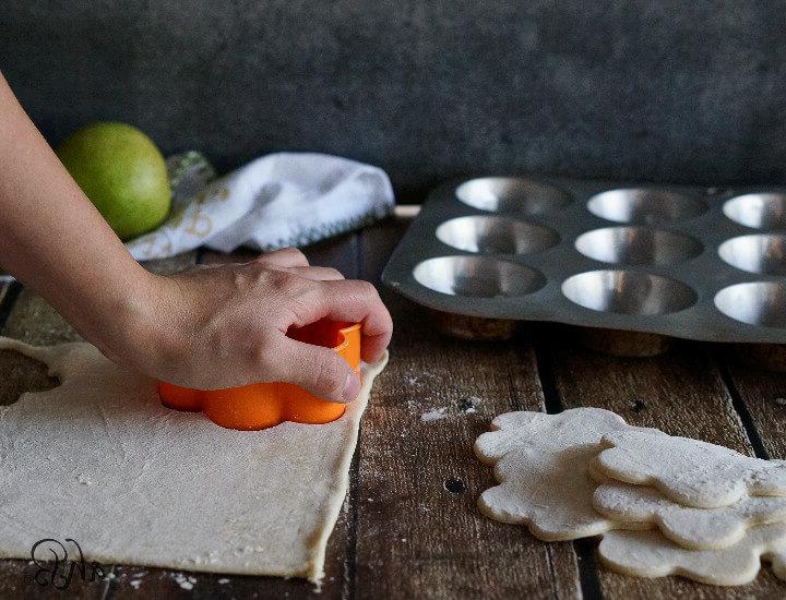 Pear Rumchata Cheese Tarts